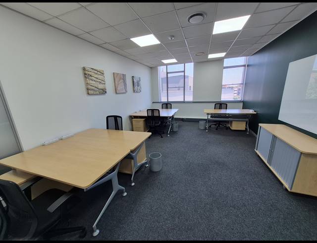 57M² OFFICE TO LET IN SANDTON CENTRAL